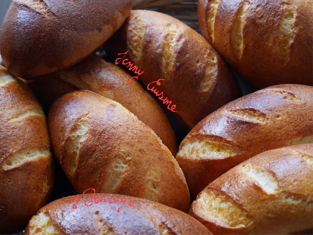 Petits pains sucrés aux farines de blé, coco, et&nbsp;maïs