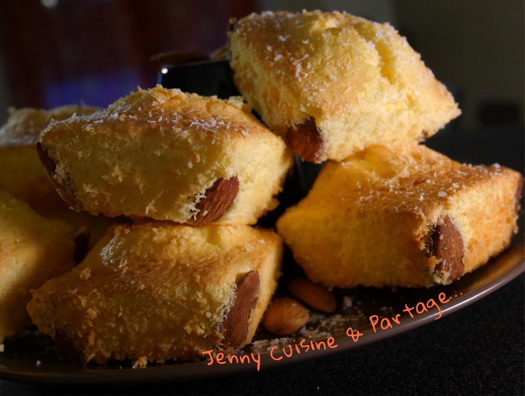 Gâteaux de Savoie Passion/Coco et crème Anglaise au lait&nbsp;d’amandes
