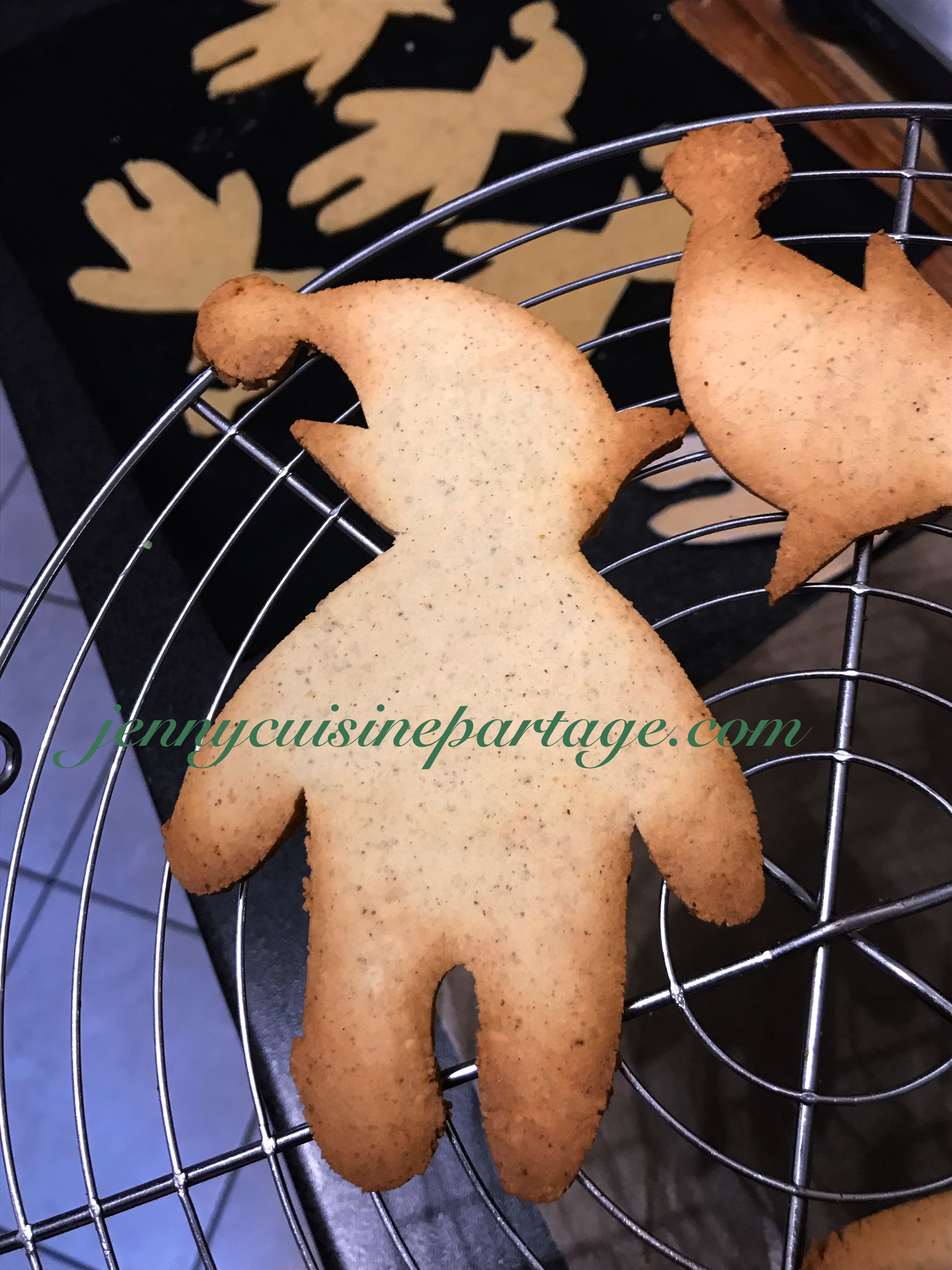 AE9707BD-F603-422B-918F-7D98598BF3EB